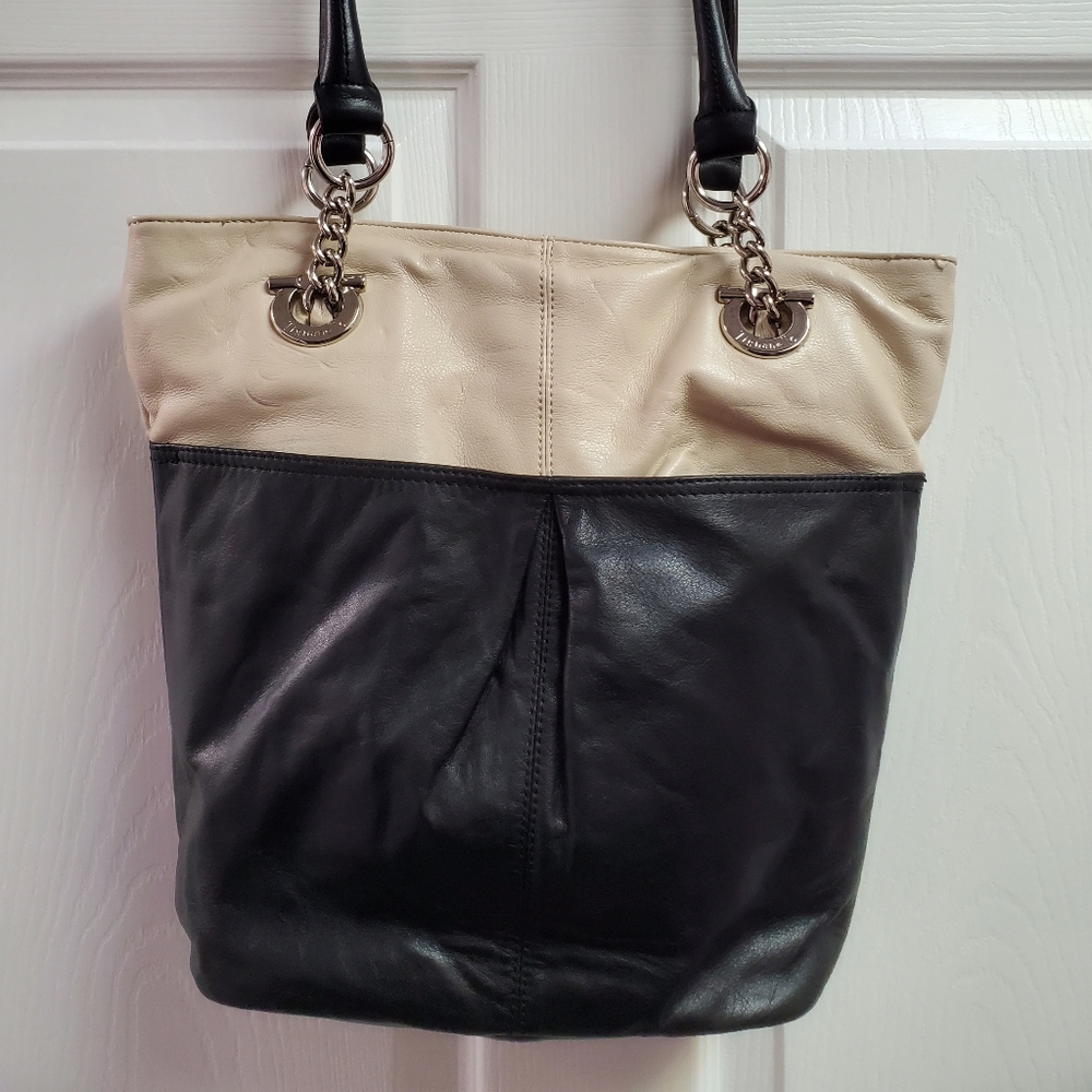 Tignanello blk/cream 3 compartment purse w/ magnetic closure, 2 outside pockets
